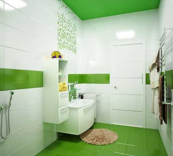 Zielona podłoga w łazience