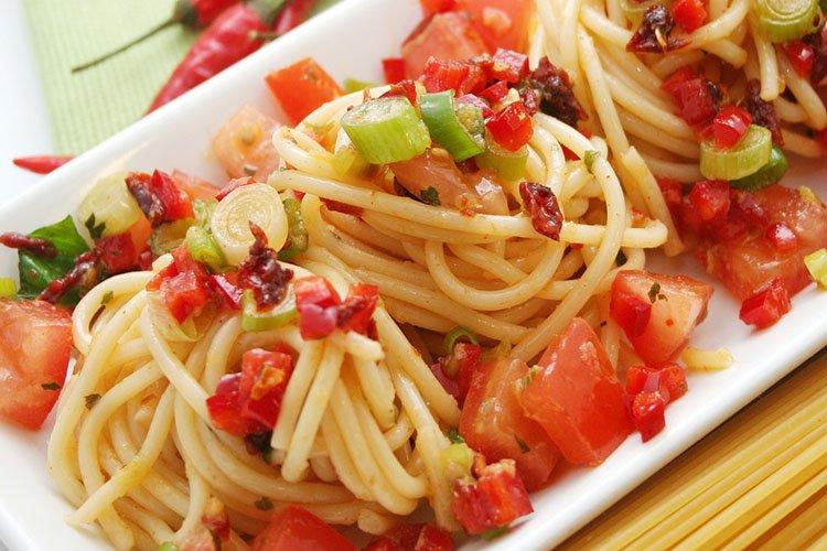 Spaghetti z przegrzebkami - Makaron z przepisami z owoców morza